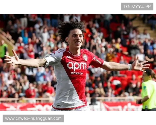 法甲传统强队里昂摩纳哥冲击欧战席位 联赛竞争愈加激烈 法甲传统强队里昂摩纳哥冲击欧战席位 联赛竞争愈加激烈